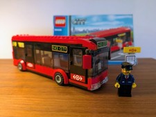 LEGO CITY: Town Square BUS