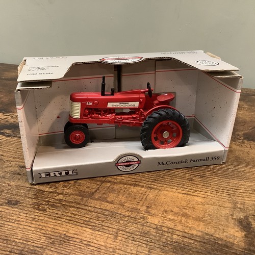Ertl 1956 mccormick - mccormick, farmall