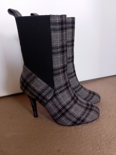 Grey plaid pull - grey, size