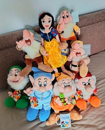 Disney snow white and seven - snow,