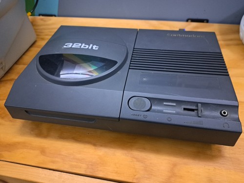 Commodore amiga cd32 console - commodore,