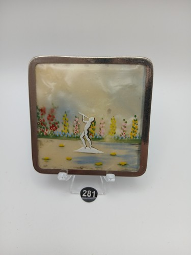 Beautiful vintage powder - vintage,