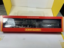 Hornby Train R141 GWR Saint