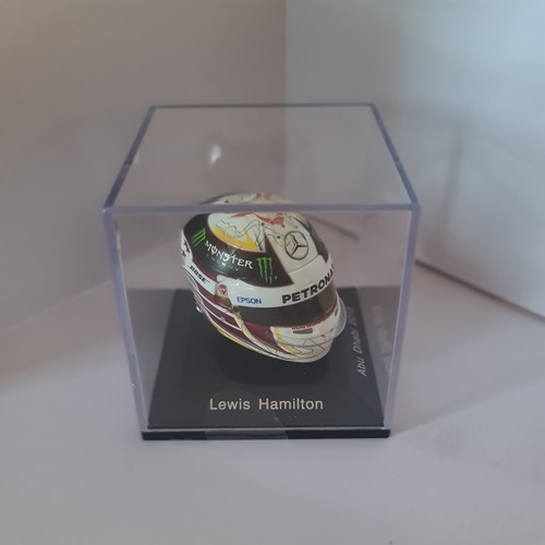 Spark scale mini helmet - spark,