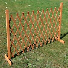 Expandable Wooden Garden Fence