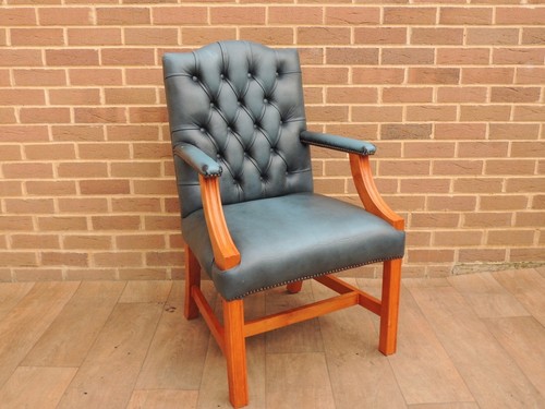 Chesterfield chair free - chesterfield, (free