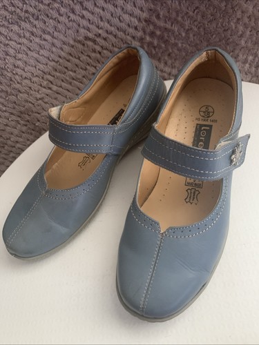 Ladies blue leather flat - blue,