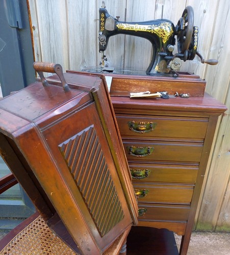 Singer vintage sewing - vintage,