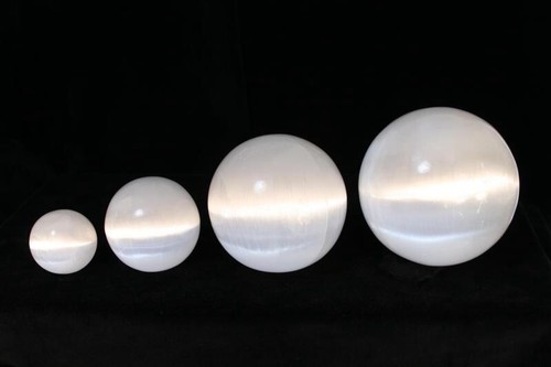 Beautiful selenite crystal - selenite,