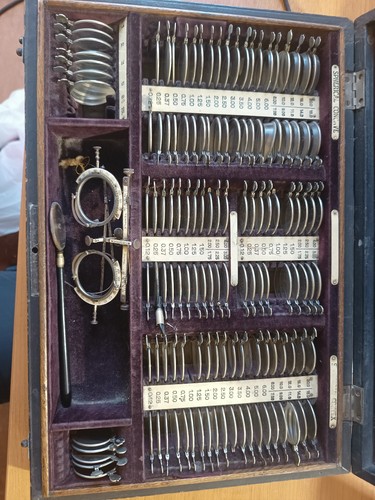 Vintage opticians set - vintage, (r)