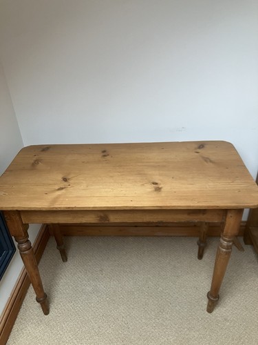 Beautiful victorian pine - beautiful, table