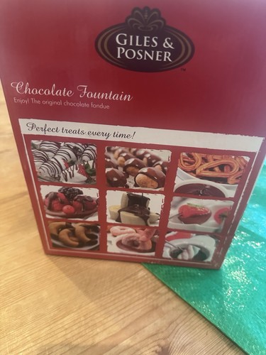 Giles posner tier electric - &,