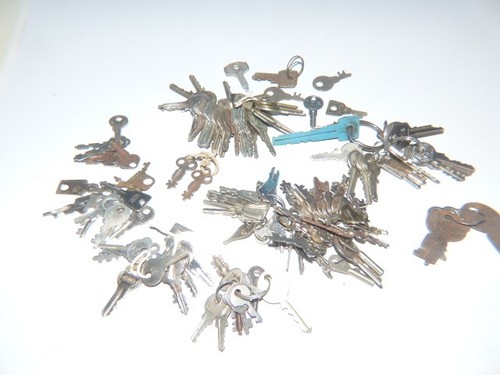 Vintage keys job - job, assorted