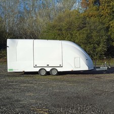 Velocity IQ - Enclosed Car