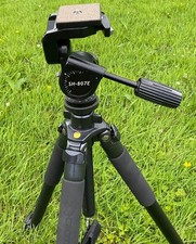 GIOTTOS 9271B WITH SLIK SH807S PAN HEAD