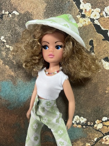 Vintage sindy doll - sindy,