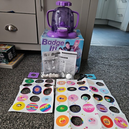 Bandai badge maker - it,