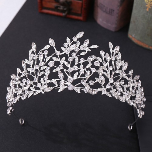 7cm tall crystal - 7cm,