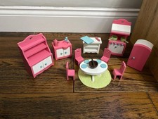 Early Learning Center Rosebud Village Dolls House Kitchen And Dining Room