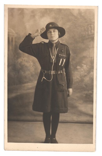 1920s girl guide patrol leader - girl,
