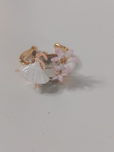 Les nereides dancer and cystal - les,