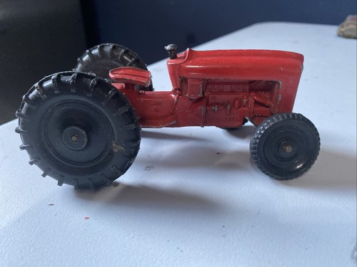 Vintage lone star tractor - star,