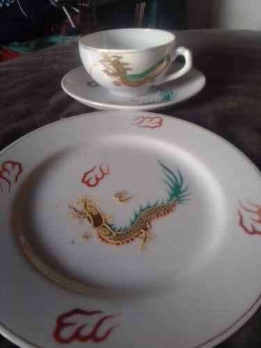 Lithophane trio with - with, dragon