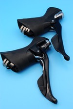 Shimano 105 ST-5800 11speed Double STI Gear Shifters/ Brake Levers. Used. SE