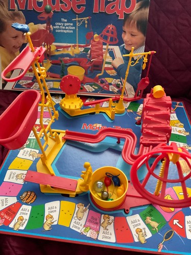 Mouse trap board game - mouse,