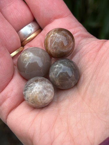 Black moonstone crystal ball - black,