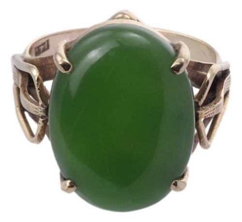 14ct gold and jade cabochon - jade,