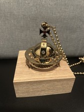 Nana x Vivienne Westwood 25th