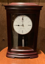 Seiko Chime Clock w/Pendulum Brown Mantel Clock. Westminster Whittington Chimes