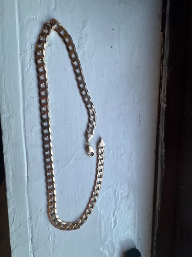 Gold chain 9ct inch - 18,