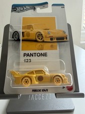 Hot Wheels Pantone 123