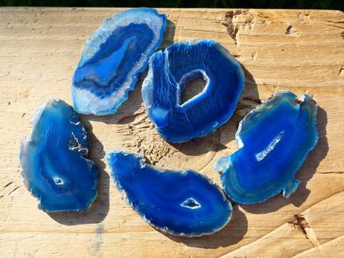 Small polished agate - 5,