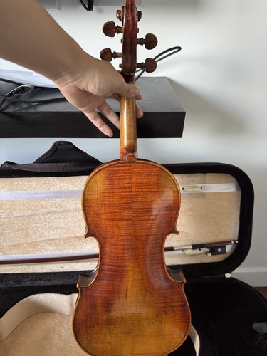 Old fullsize violin - w8.,