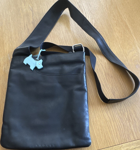 Radley black leather crossbody - radley,