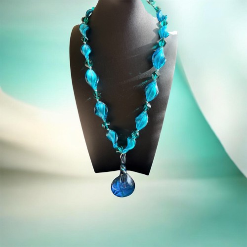 Vintage glass necklace - , in