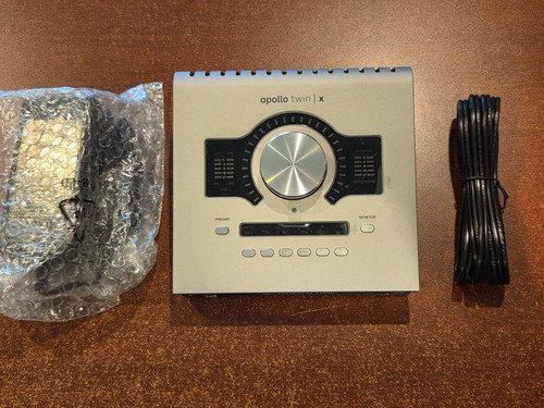 New universal audio apollo - universal,