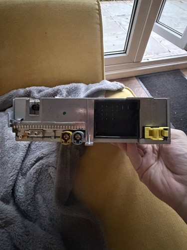 Audi radio head unit - head,