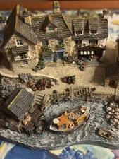 RNLI Danbury Mint Exquisitely Modelled Lifeboat Scene Realistically Set  