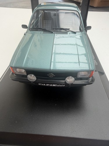 Norev scale diecast - norev, 1/18