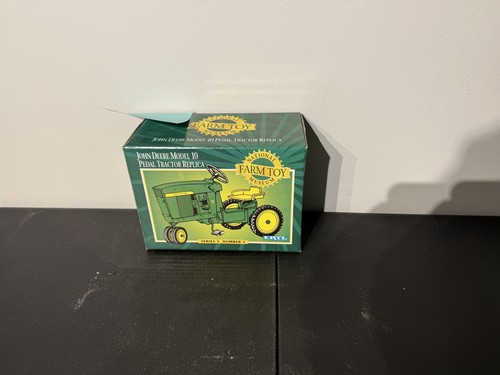 John deere model pedal - deere,