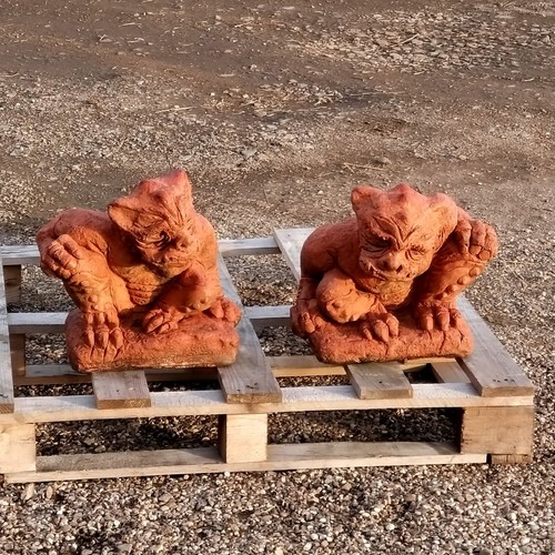 Terracotta large gargoyle - large,