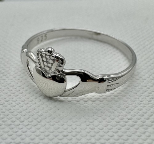 Solid 925 sterling silver - 925,