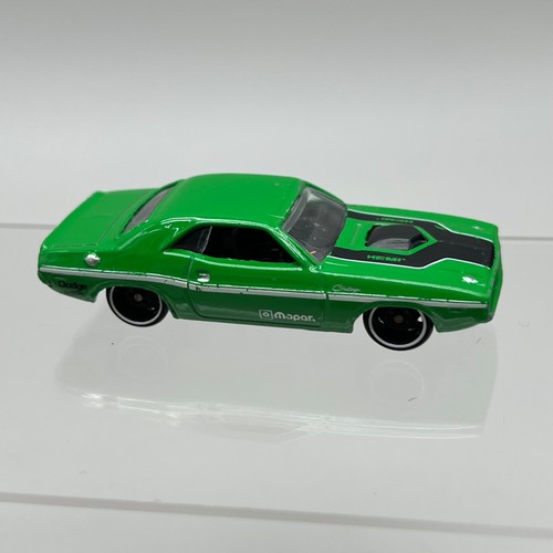 Hot wheels dodge hemi - hot,