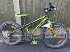 Child's Cube Race 200 bike