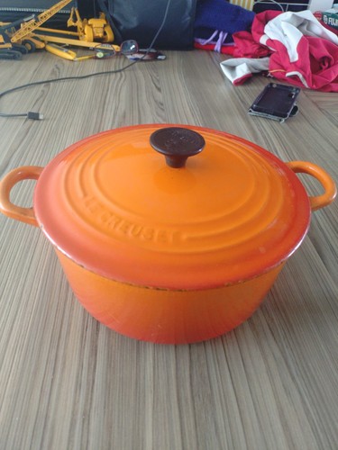 Creuset cast iron casserole - le,
