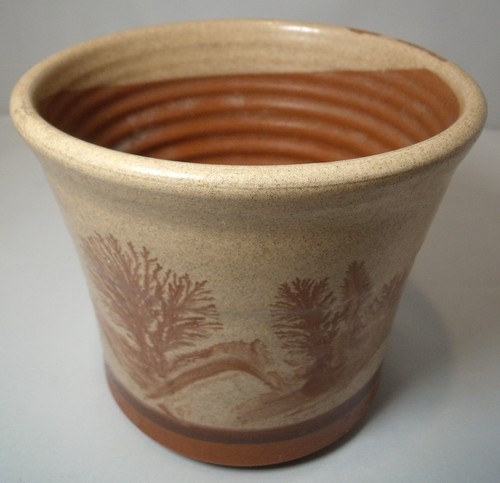 Vintage mocha ware tree - mocha,